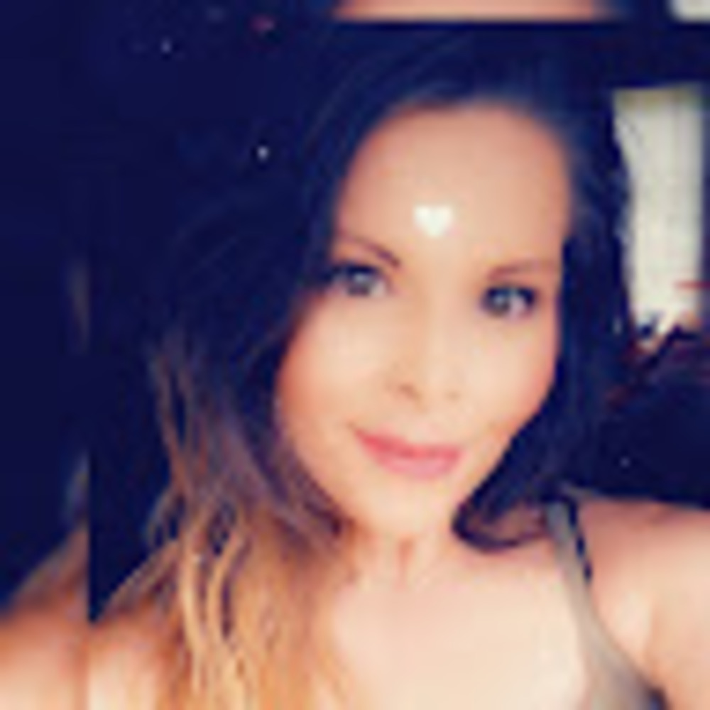 Meet your Posher, Marissa